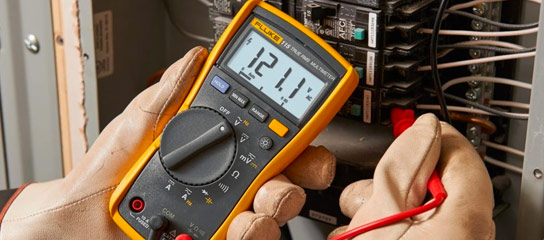 Fluke 115 디지털 멀티미터